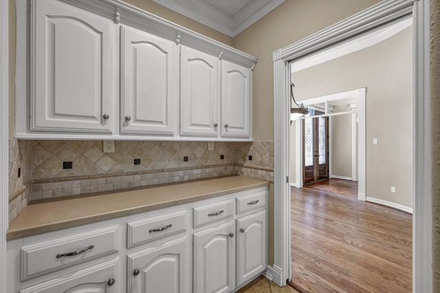 2205 Longmire Road, Conroe, TX 77304