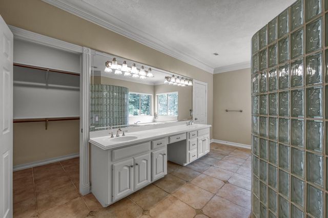 2205 Longmire Road, Conroe, TX 77304