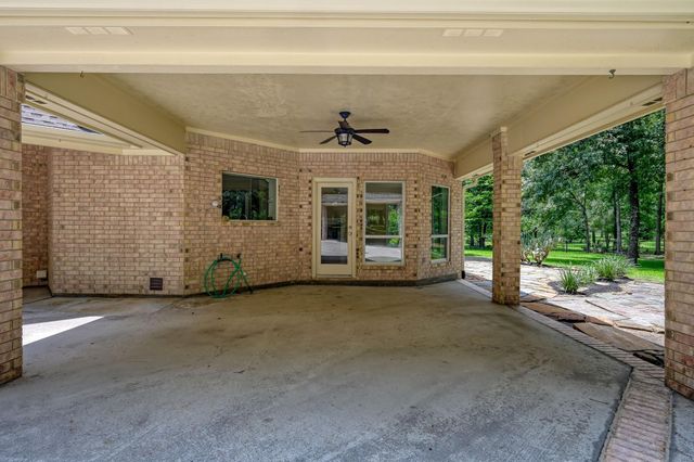 2205 Longmire Road, Conroe, TX 77304