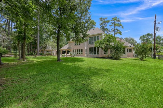 2205 Longmire Road, Conroe, TX 77304