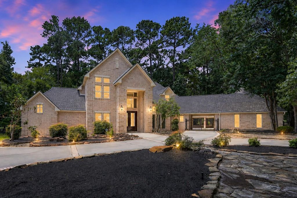 2205 Longmire Road, Conroe, TX 77304