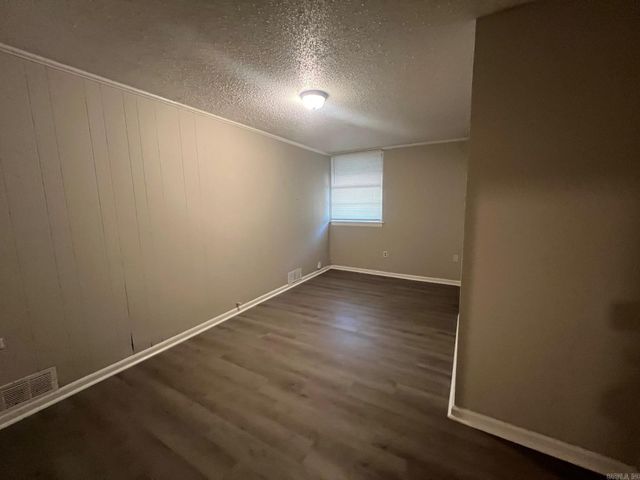 707 Sunset Drive, Benton, AR 72015