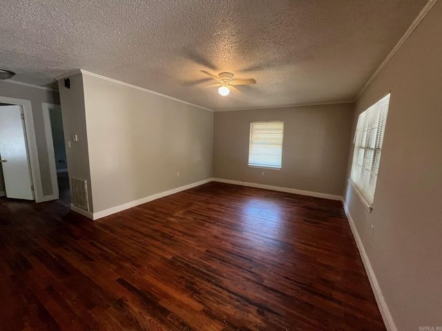 707 Sunset Drive, Benton, AR 72015