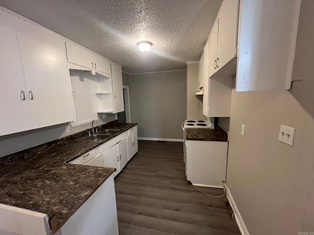 707 Sunset Drive, Benton, AR 72015