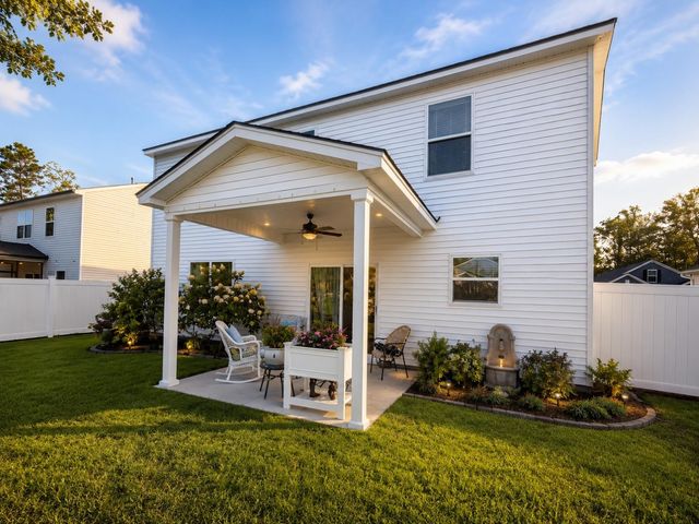 143 Averyville Dr., Conway, SC 29526