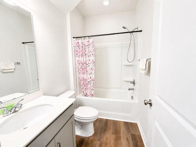 143 Averyville Dr., Conway, SC 29526