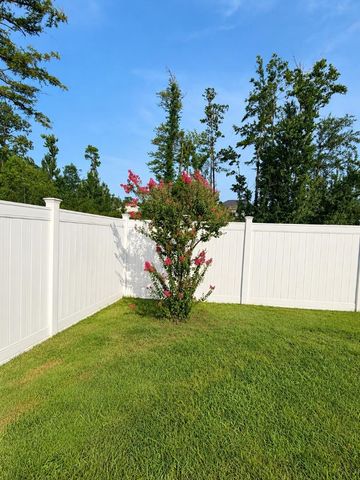 143 Averyville Dr., Conway, SC 29526