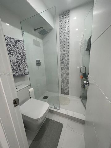 20400 W Country Club Drive 615, Aventura, FL 33180