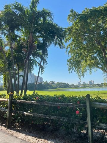 20400 W Country Club Drive 615, Aventura, FL 33180