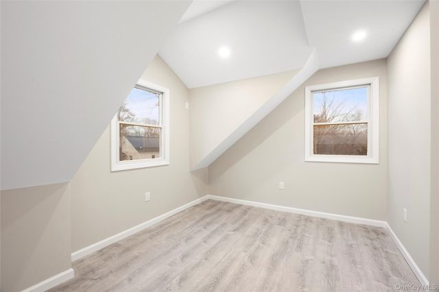 6 Grand Haven Court, Commack, NY 11725