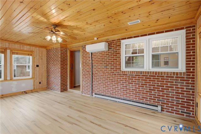 8061 Elliott Dr, Mechanicsville, VA 23111