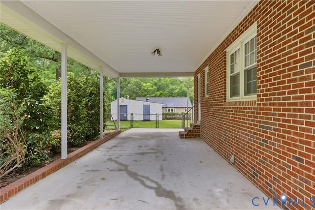 8061 Elliott Dr, Mechanicsville, VA 23111
