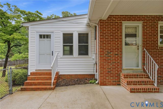 8061 Elliott Dr, Mechanicsville, VA 23111