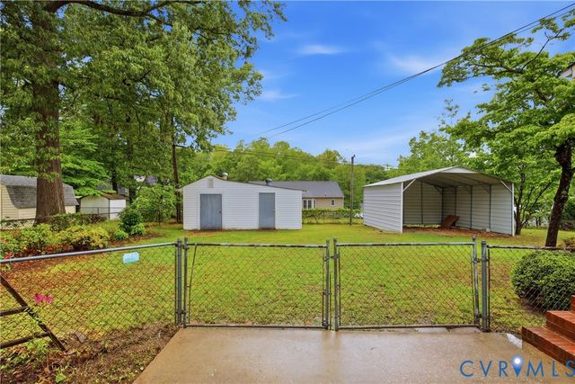 8061 Elliott Dr, Mechanicsville, VA 23111