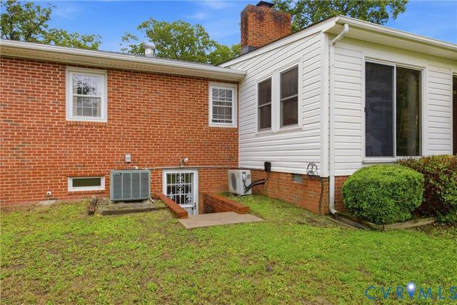 8061 Elliott Dr, Mechanicsville, VA 23111