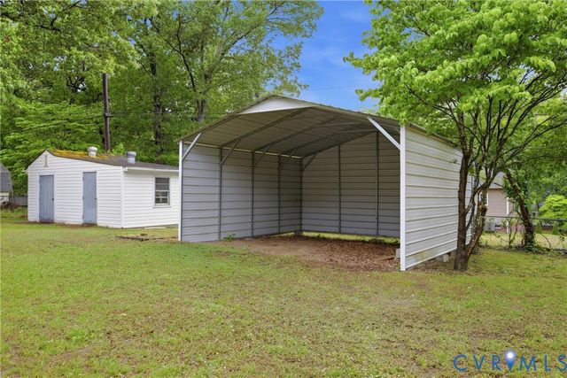 8061 Elliott Dr, Mechanicsville, VA 23111