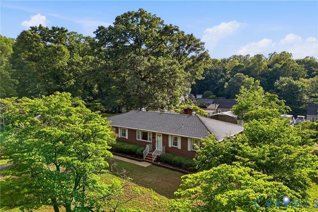 8061 Elliott Dr, Mechanicsville, VA 23111