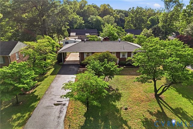 8061 Elliott Dr, Mechanicsville, VA 23111