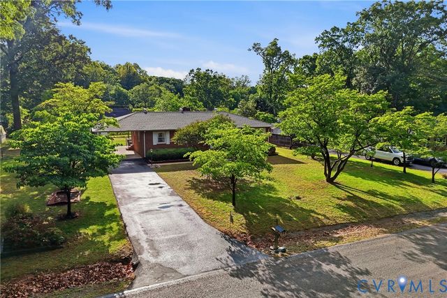 8061 Elliott Dr, Mechanicsville, VA 23111