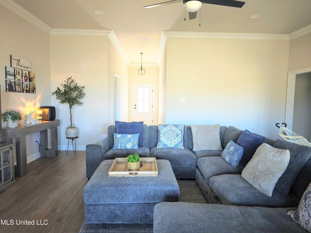 9 Red Oak Drive, Long Beach, MS 39560