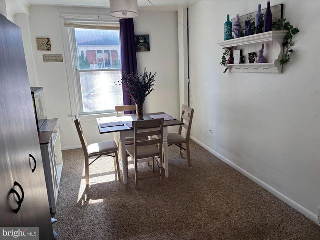 219 N 3RD ST, Hanover, PA 17331