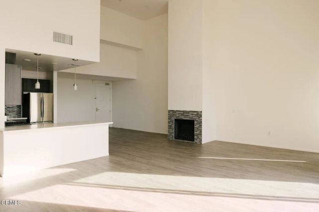 124 W Colorado Street 501, Glendale, CA 91204