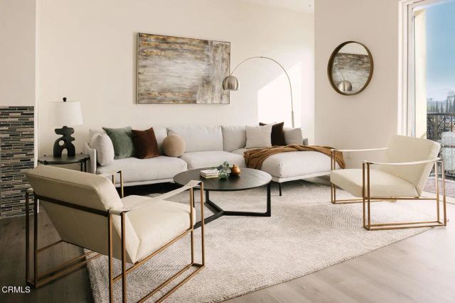 124 W Colorado Street 501, Glendale, CA 91204