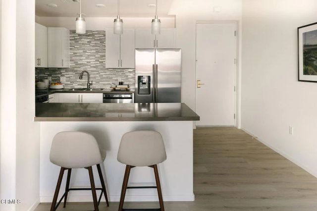 124 W Colorado Street 501, Glendale, CA 91204