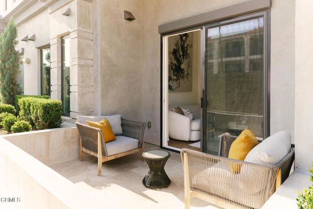 124 W Colorado Street 501, Glendale, CA 91204