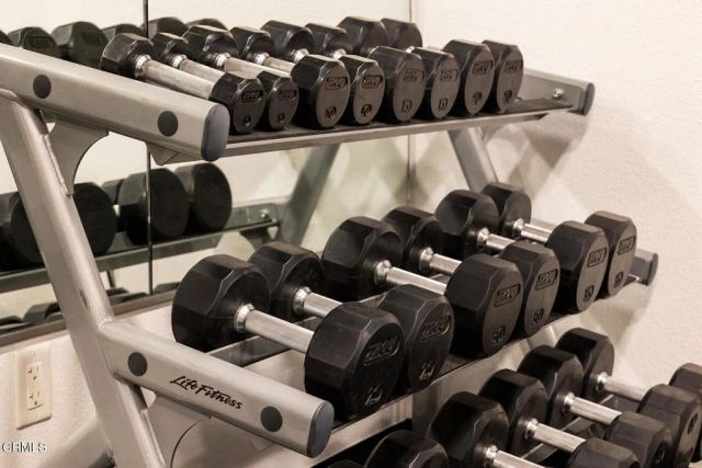 124 W Colorado Street 501, Glendale, CA 91204