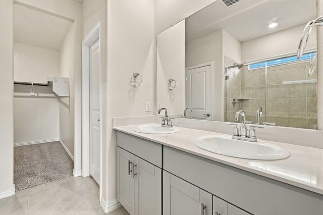 1801 Ash Oak Lane, Forney, TX 75126