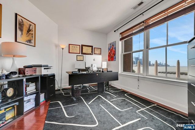 20 Ave At Port Imperial 202, West New York, NJ 07093