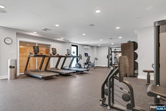 20 Ave At Port Imperial 202, West New York, NJ 07093