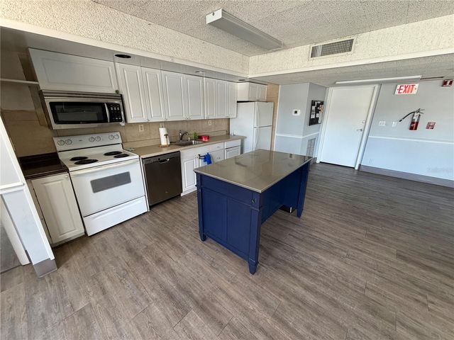 2901 26TH STREET W 617, Bradenton, FL 34205