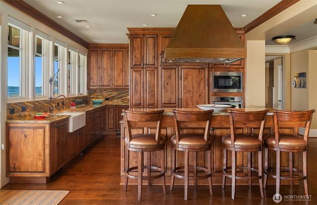 5844 Mutiny Bay Road, Freeland, WA 98249