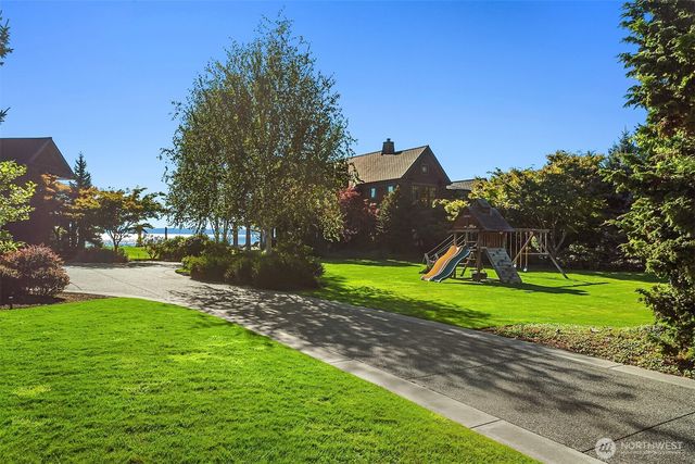 5844 Mutiny Bay Road, Freeland, WA 98249