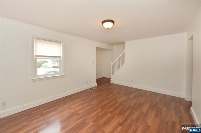 3-11 Lyons Avenue, Fair Lawn, NJ 07410