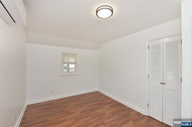3-11 Lyons Avenue, Fair Lawn, NJ 07410