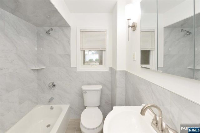 3-11 Lyons Avenue, Fair Lawn, NJ 07410