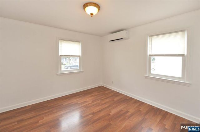 3-11 Lyons Avenue, Fair Lawn, NJ 07410