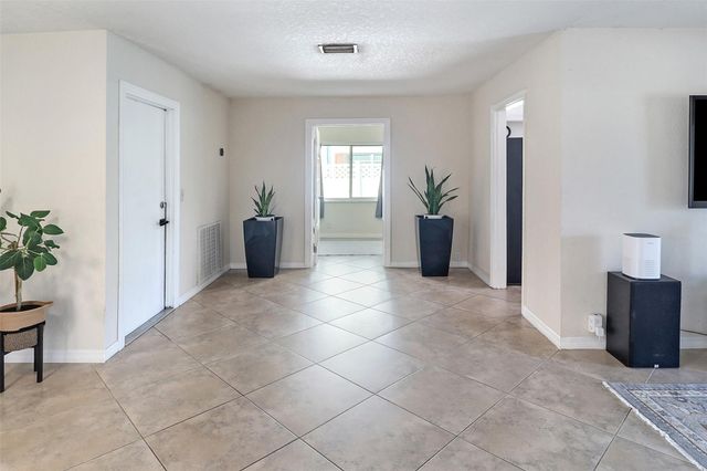 3971 NW 108th Avenue, Coral Springs, FL 33065