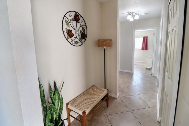 3971 NW 108th Avenue, Coral Springs, FL 33065