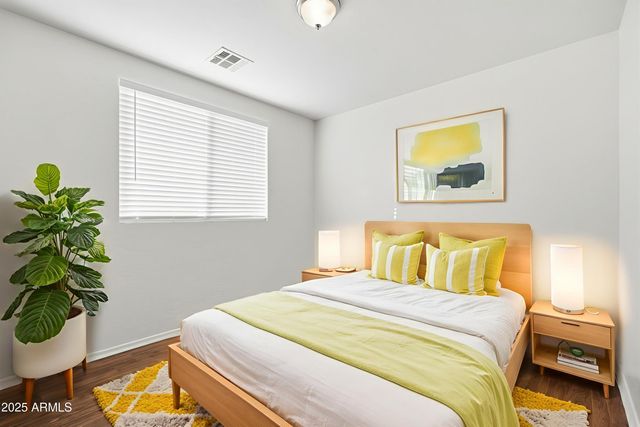 3005 W FERRUCCIO Place, Phoenix, AZ 85086