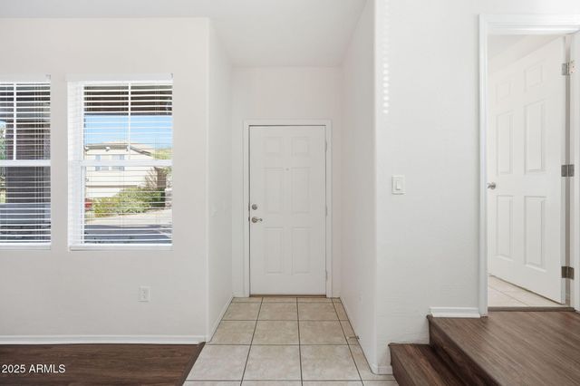 3005 W FERRUCCIO Place, Phoenix, AZ 85086