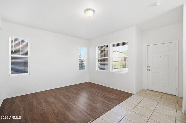 3005 W FERRUCCIO Place, Phoenix, AZ 85086