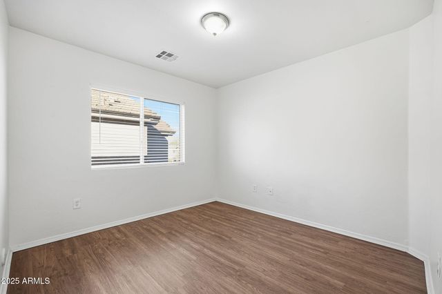 3005 W FERRUCCIO Place, Phoenix, AZ 85086