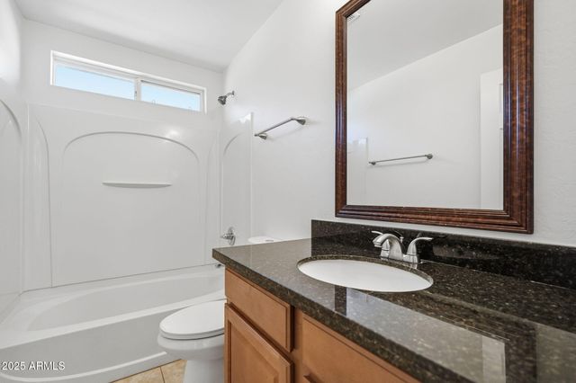 3005 W FERRUCCIO Place, Phoenix, AZ 85086