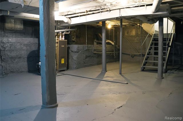 618 Clinton Street, Owosso, MI 48867