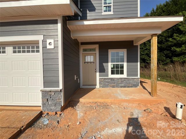 724 Pinecone Drive 24, Gastonia, NC 28056