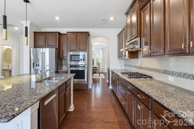 8315 Breton Way, Harrisburg, NC 28075